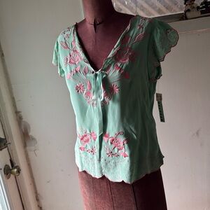 Nanette lepore 100% silk blouse vintage 4, has been in storage